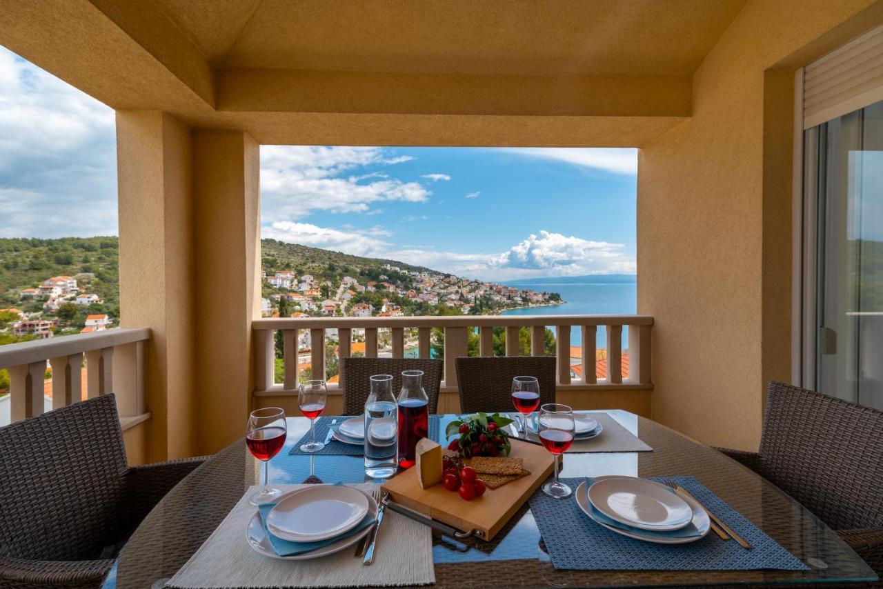 Apartment Angela Trogir Exterior photo