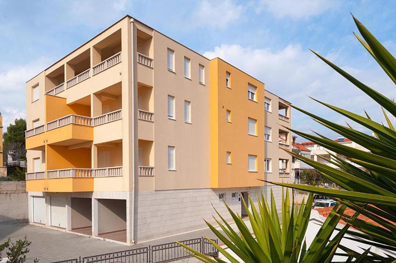 Apartment Angela Trogir Exterior photo